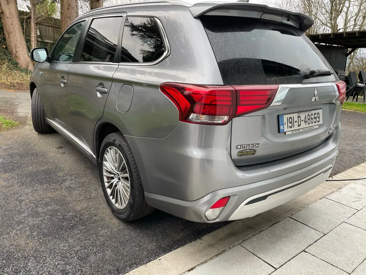 Mitsubishi outlander - Image 3