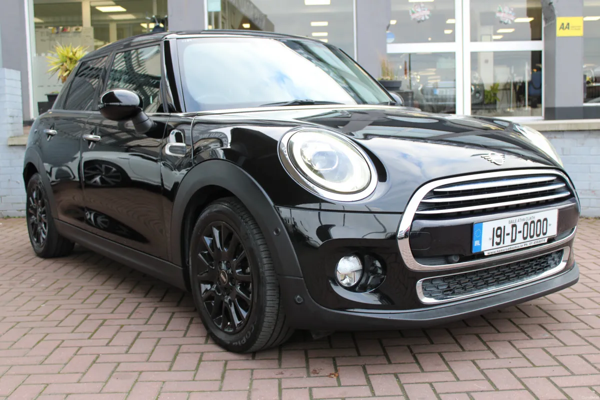 1.5D COOPER BLACK EDITION 5DR HATCHBACK AUTO // FU - Image 2