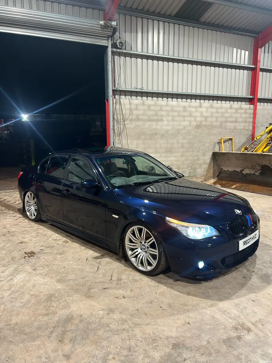 BMW 530d - Image 1