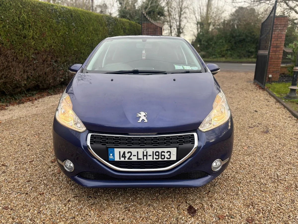 2014 Peugeot 208 , 1.2 petrol - Image 2