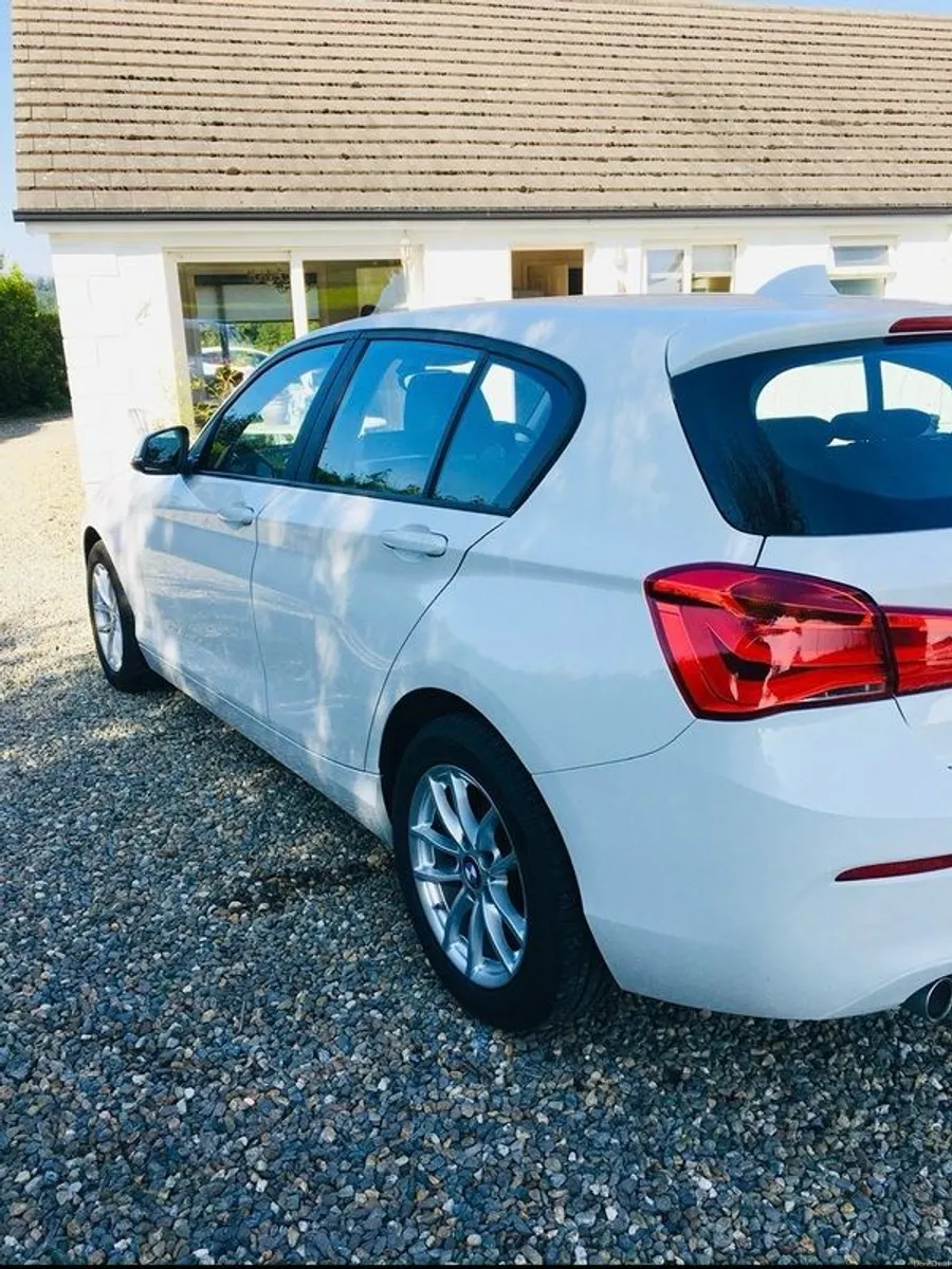 2019 BMW 1-series 118d - Image 3