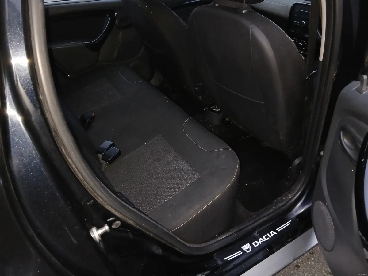 Dacia Duster 1.5 Diesel 2014 NCT 05/2027 - Image 2