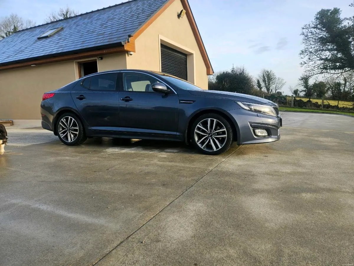 Kia Optima plantinum nct 01/27  and tax 03/26 - Image 1