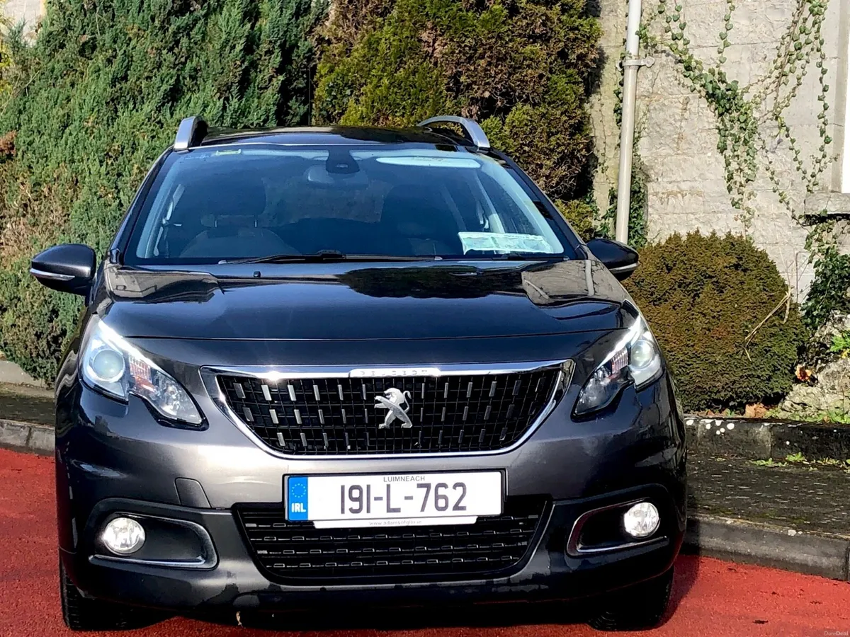 PEUGEOT 2008 1.2 PETROL  LIKE NEW!! 2019 - Image 3