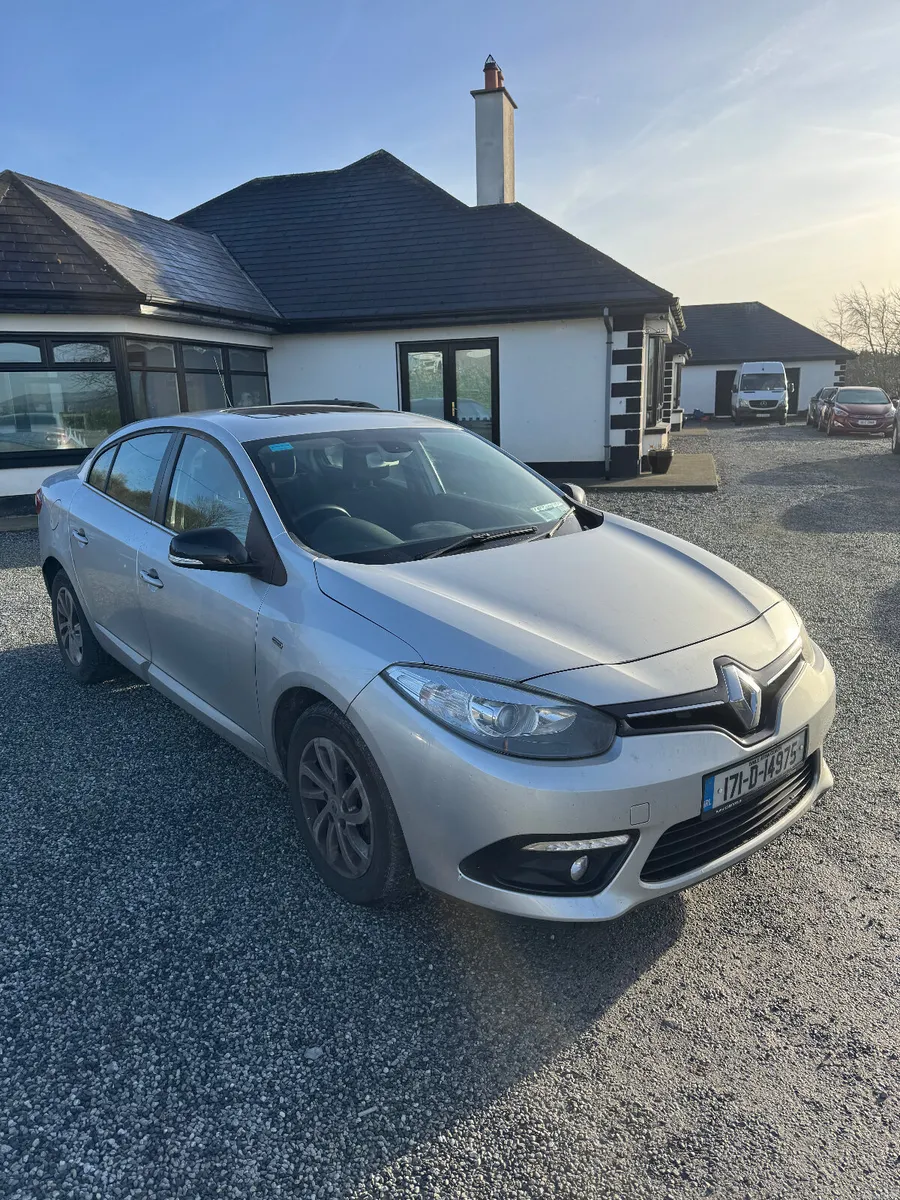 Renault Fluence 2017 - Image 1
