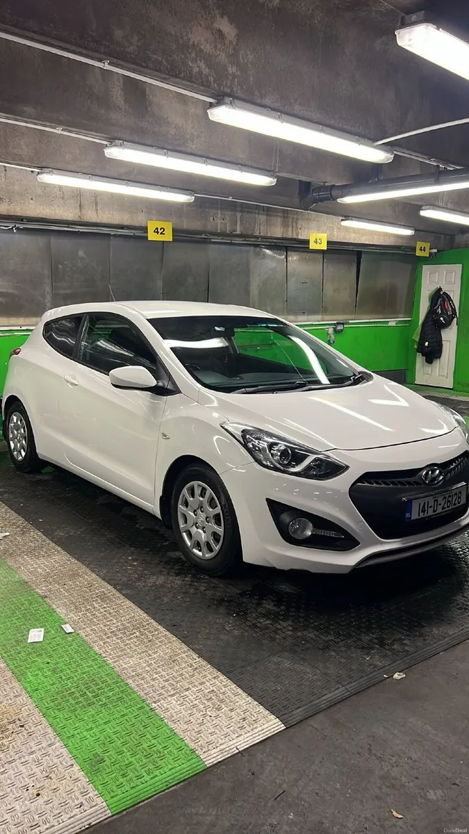 Hyundai i30 2014 - Image 1