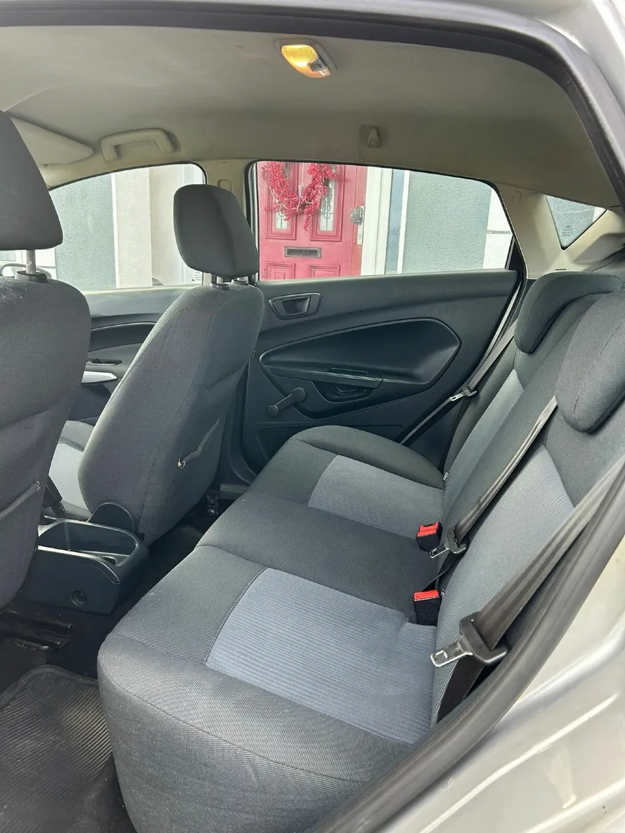 Ford Fiesta 2012 - Image 4