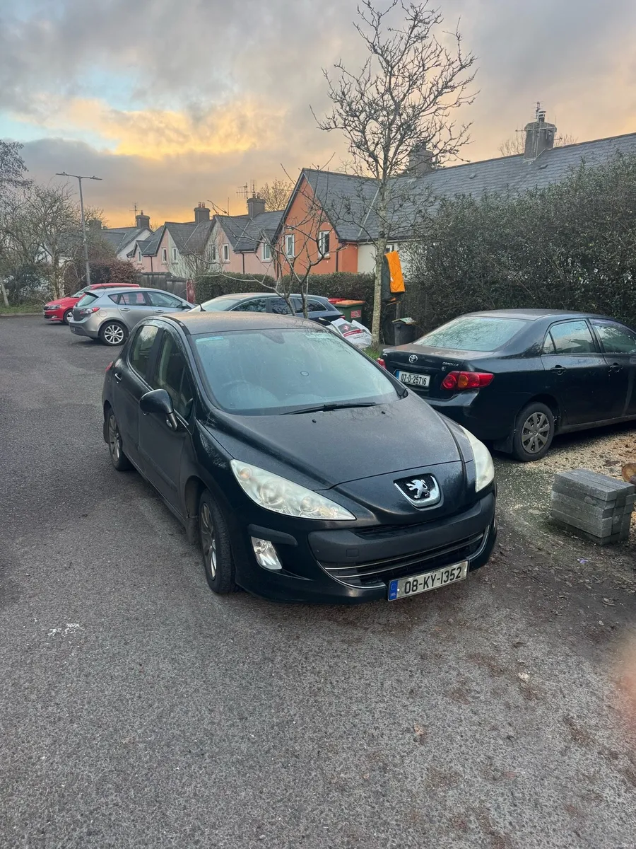 Peugeot 308 - Image 1