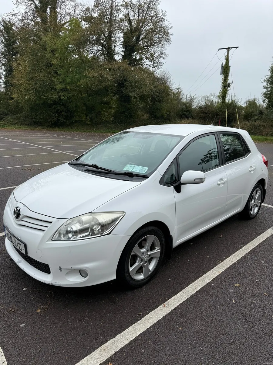 Toyota aurys D4D 1.4 Diesel - Image 2