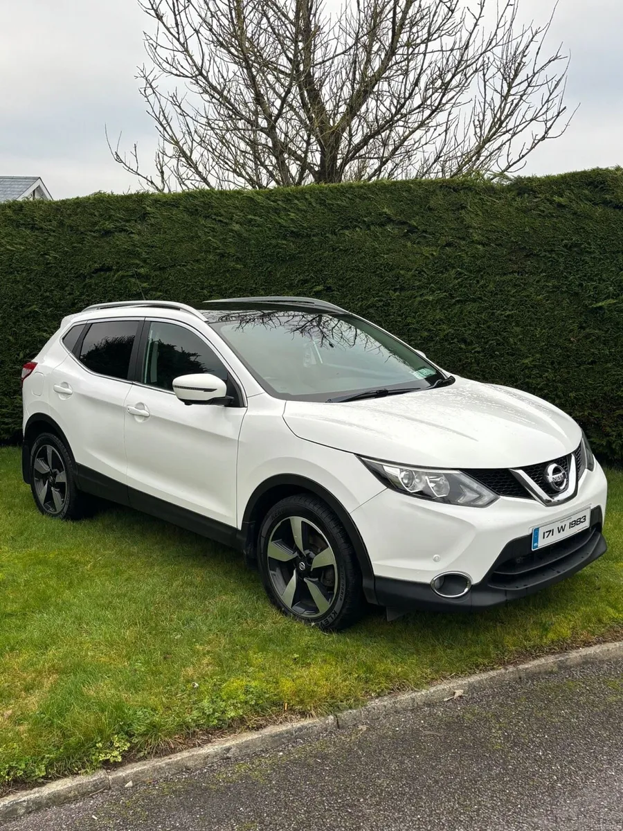 Nissan Qashqai Automatic €12800 - Image 1