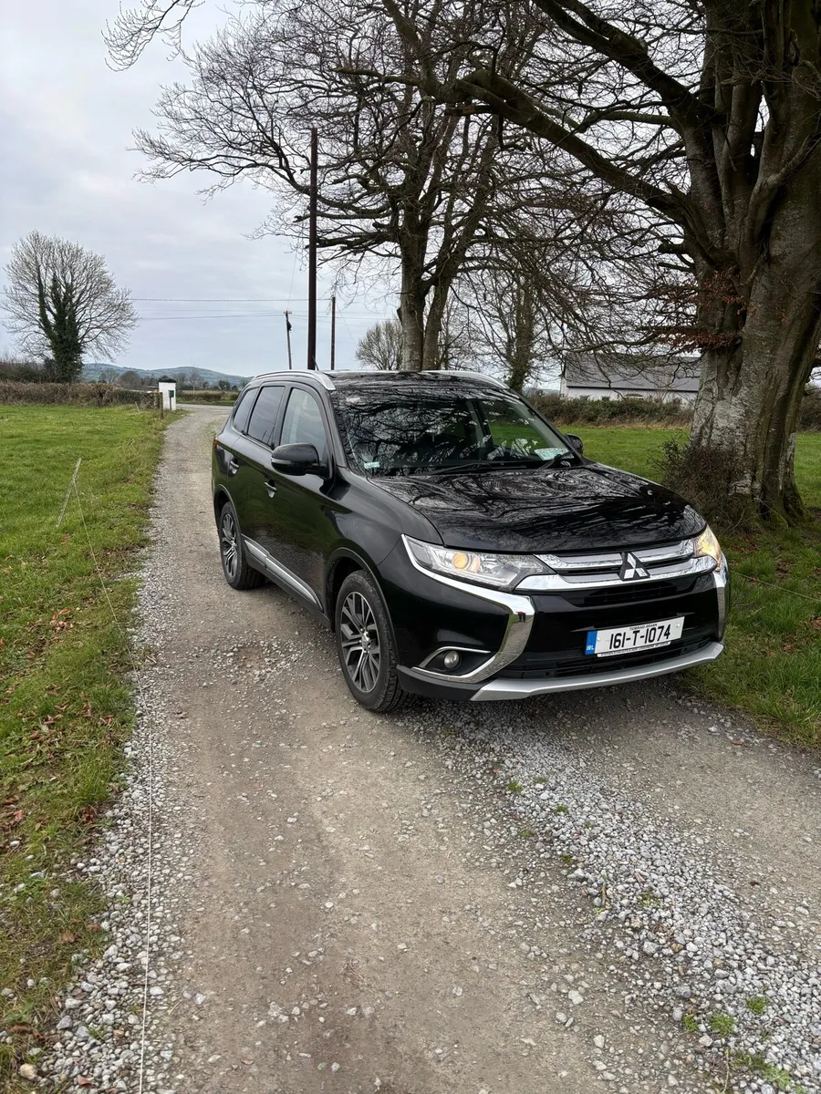 Mitsubishi outlander - Image 1