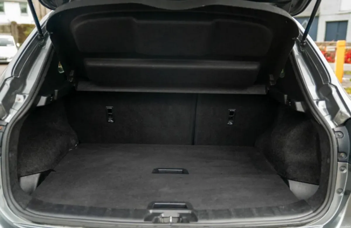 Nissan Qashqai 1.5 DCI TEKNA 2016 - Image 3