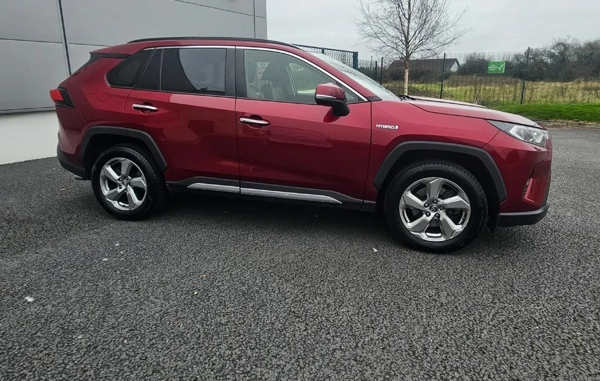 Rav4 Platinum Top Spec - Image 2