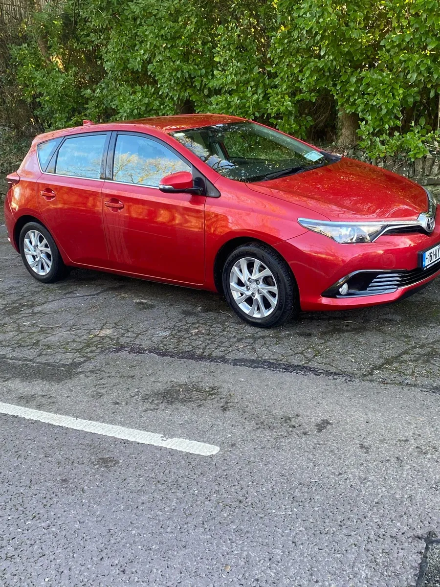 TOYOTA AURIS 1.6 DIESEL LUNA - Image 2