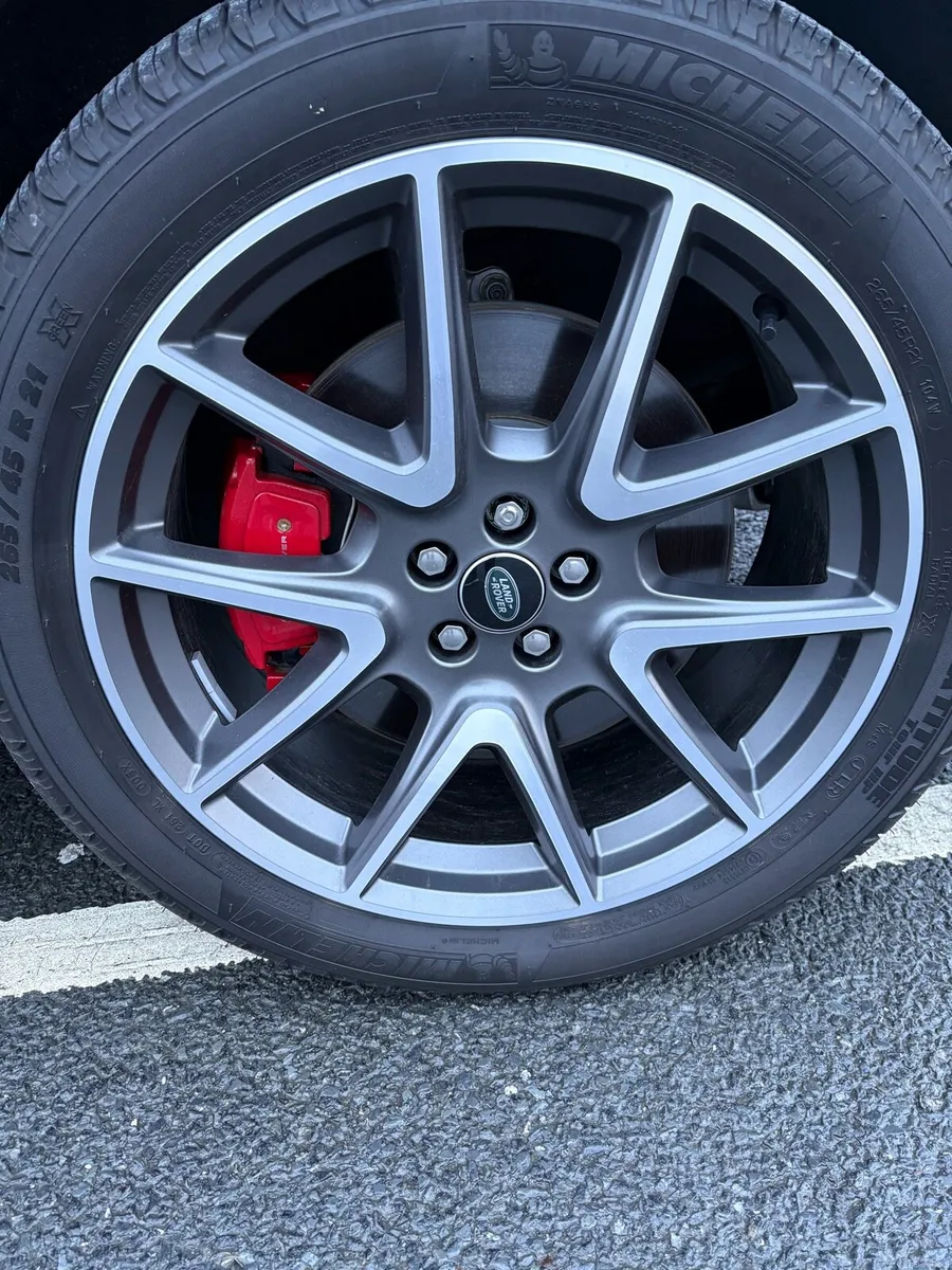 Range Rover velar - Image 3