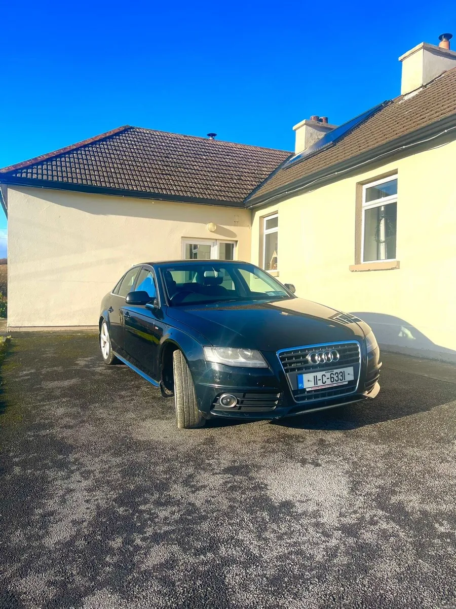 AUDI A4 SLINE - Image 1