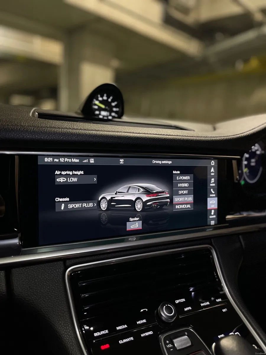 Porsche Panamera 2018 - Image 4