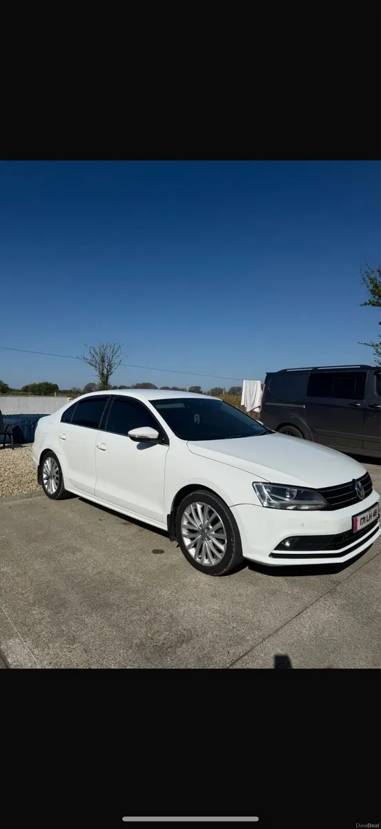 Volkswagen Jetta Highline Luxury Trim - Image 1