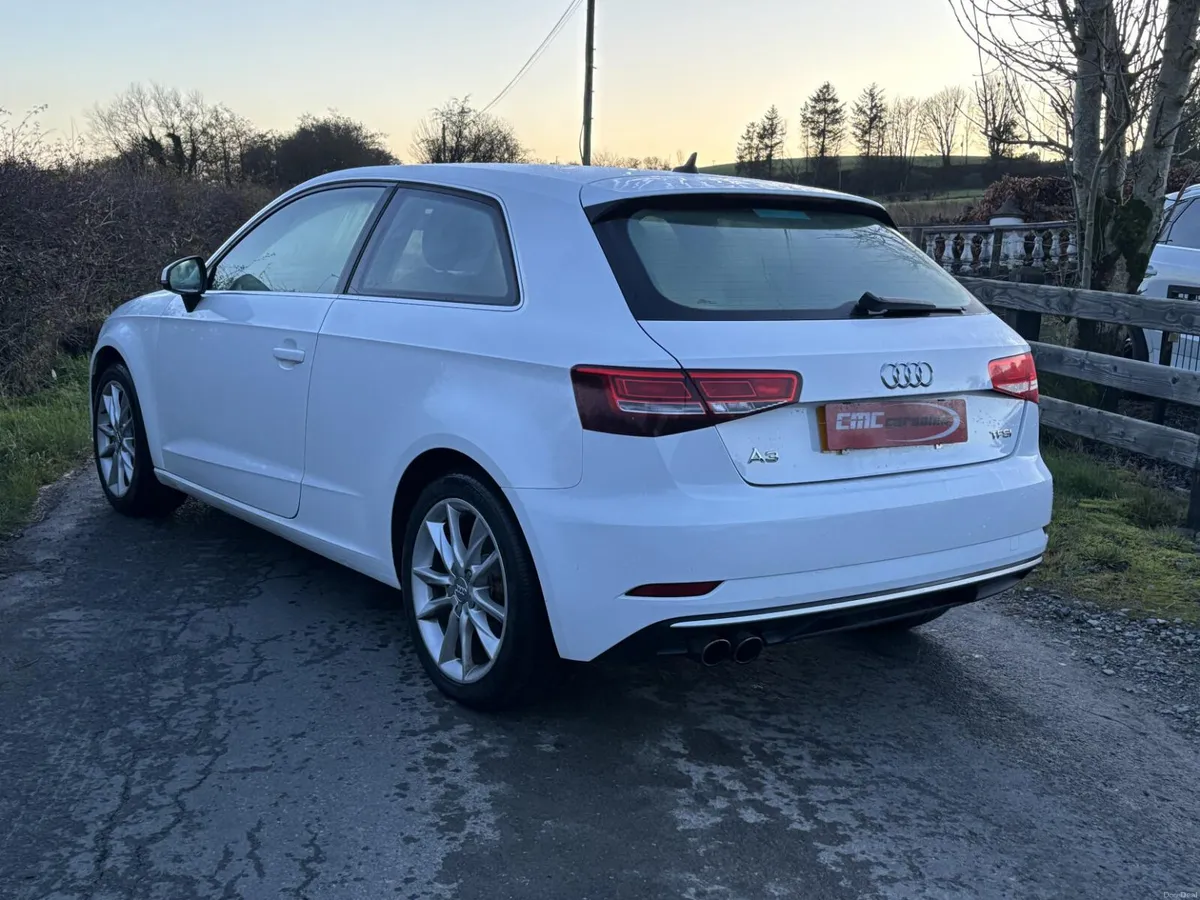 Audi A3 2016 - Image 2