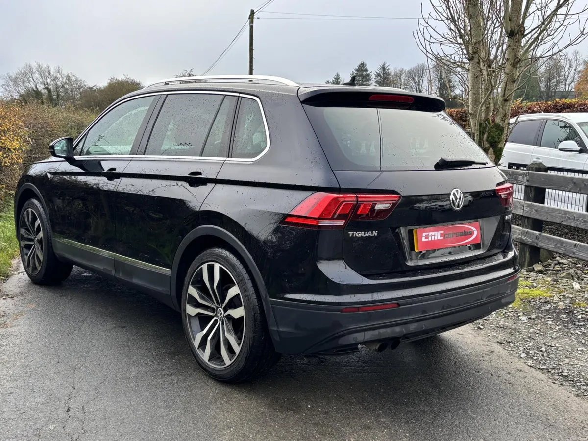 Volkswagen Tiguan 2017 - Image 2