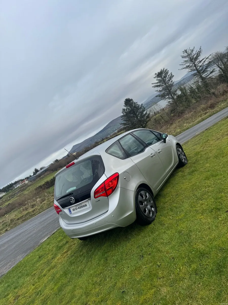 Vauxhall Meriva Automatic, Low miles - Image 3