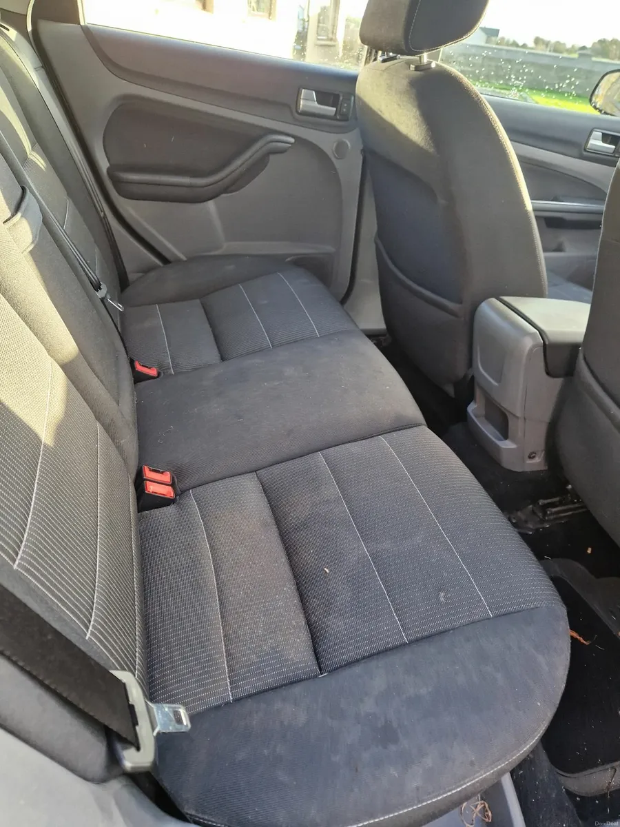 Ford Focus Titanium 2010 - Image 4