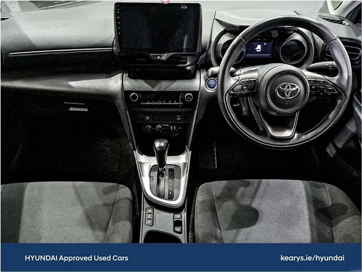 Toyota Yaris Cross Hybrid Auto - Image 4