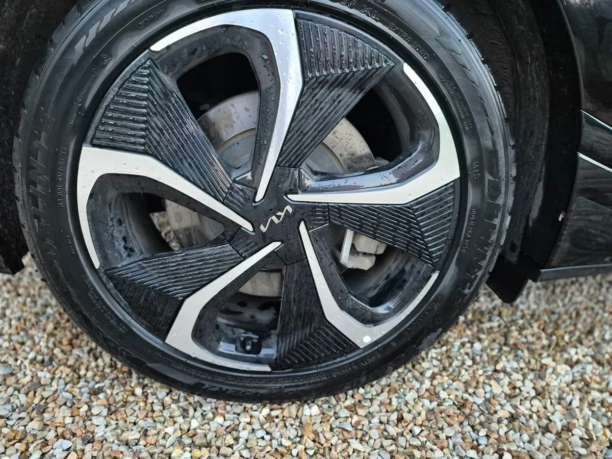 Kia EV6 GT Line stunning. Price reduced - Image 3