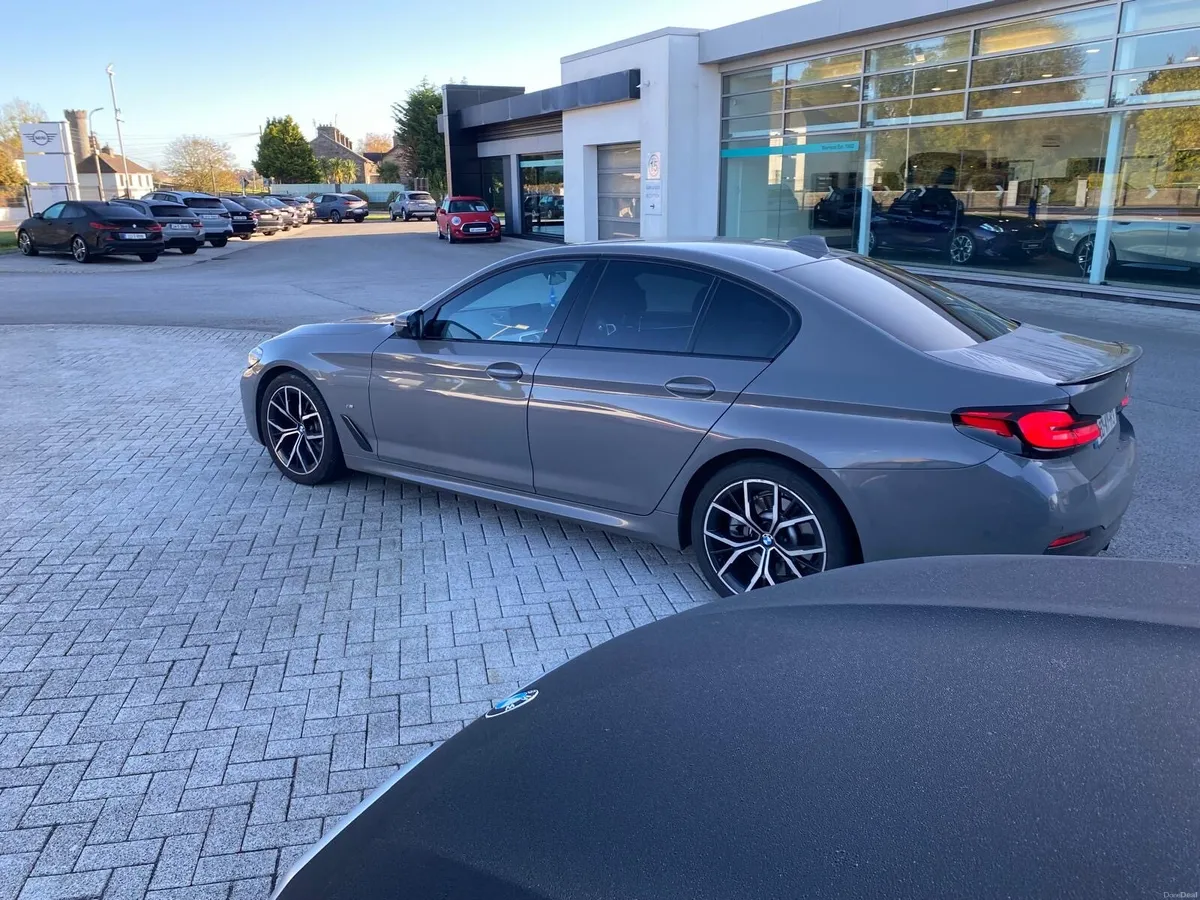 BMW 5-Series 2022 - Image 3