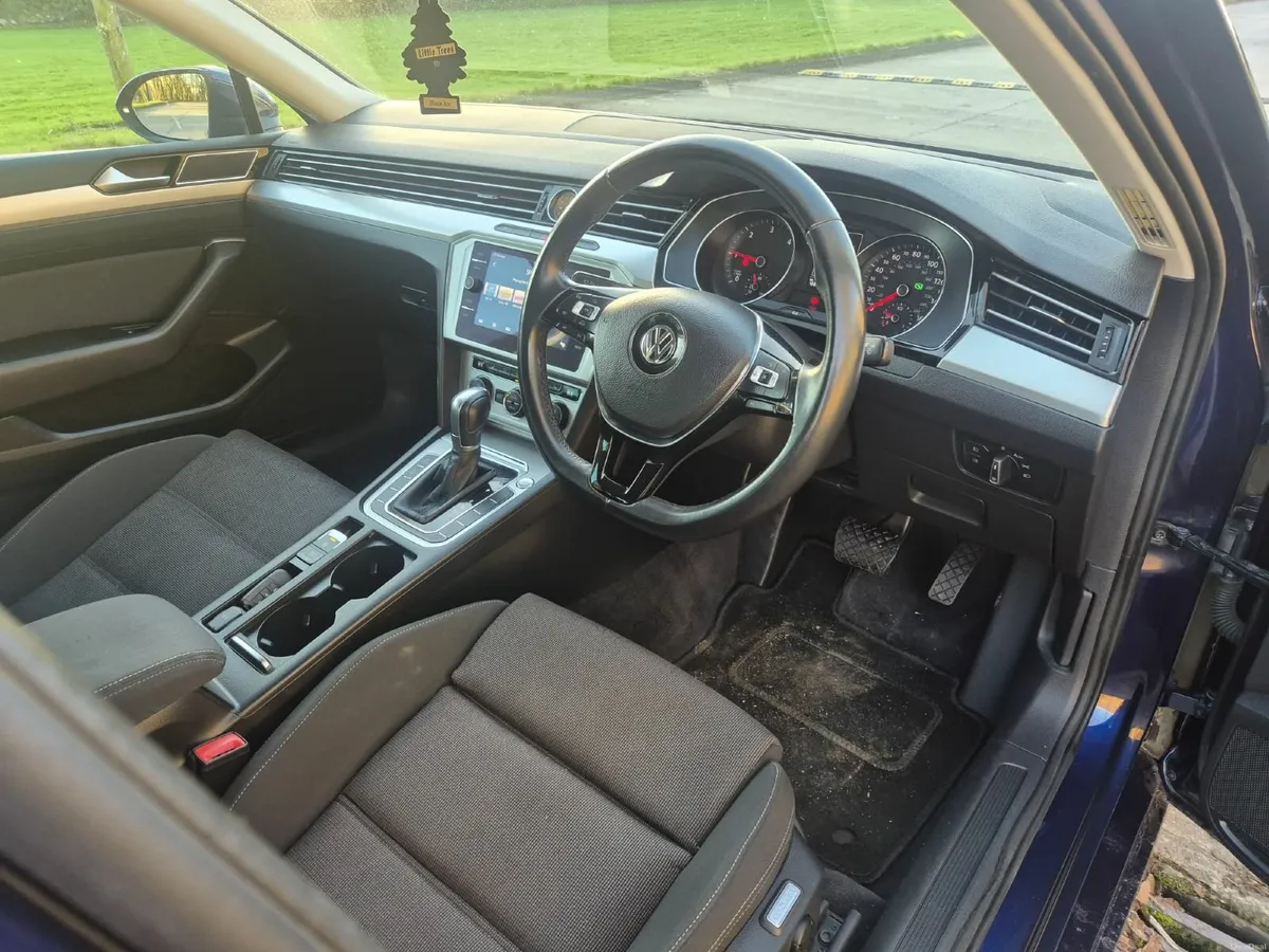 Passat 2018.  2.0 Tdi. Auto - Image 5
