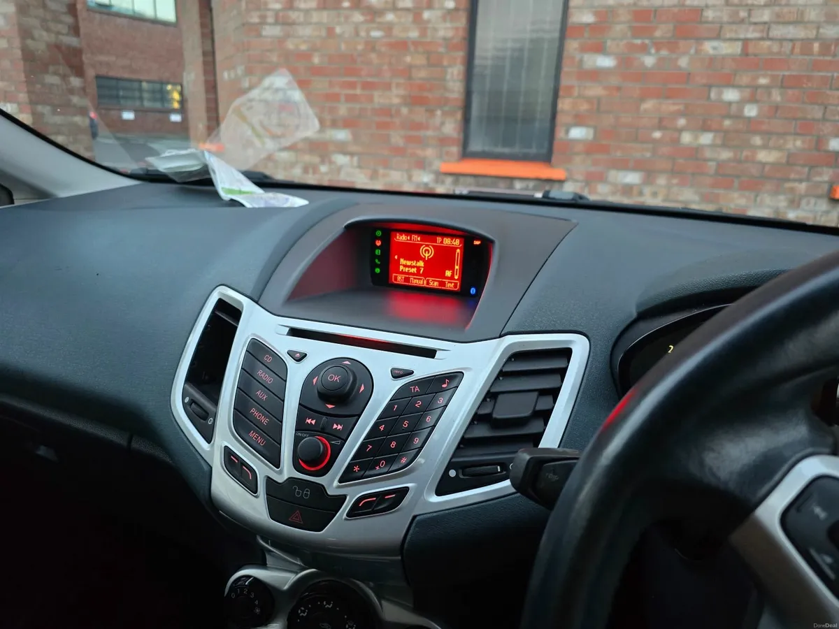 Ford Fiesta 2009 - Image 4