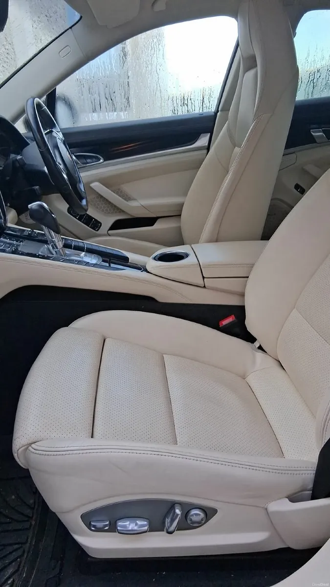 Porsche Panamera 2015 - Image 3