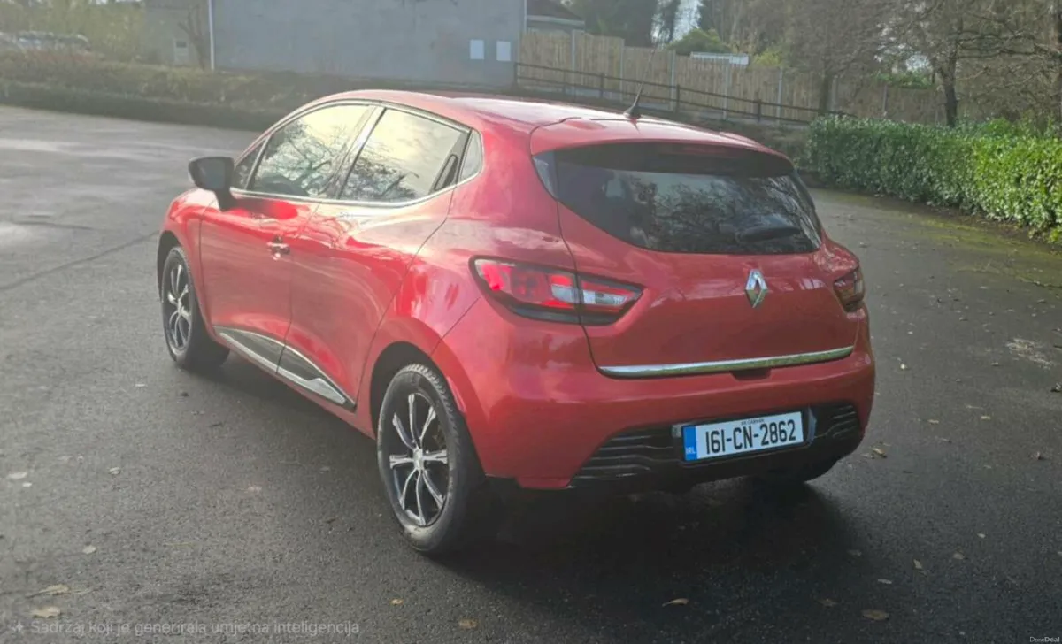 CLIO 1.2 petrol 118HP AUTOMATIC. LOW MILEAGE - Image 2