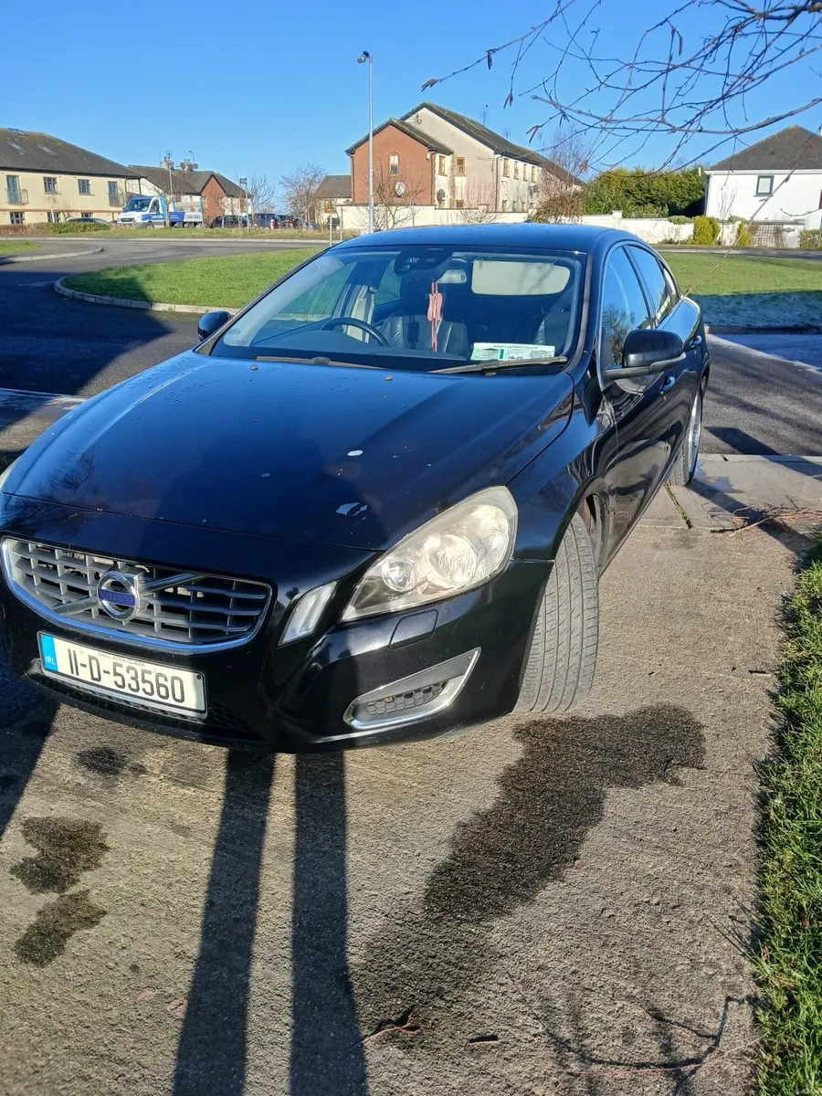 Volvo S60 2011 - Image 1