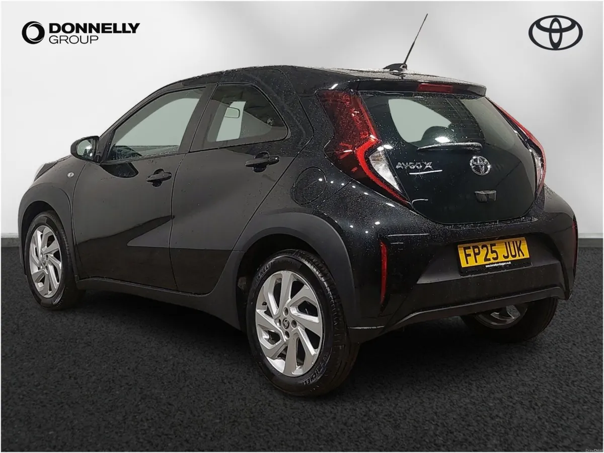Toyota Aygo X Hatchback Pure - Image 2