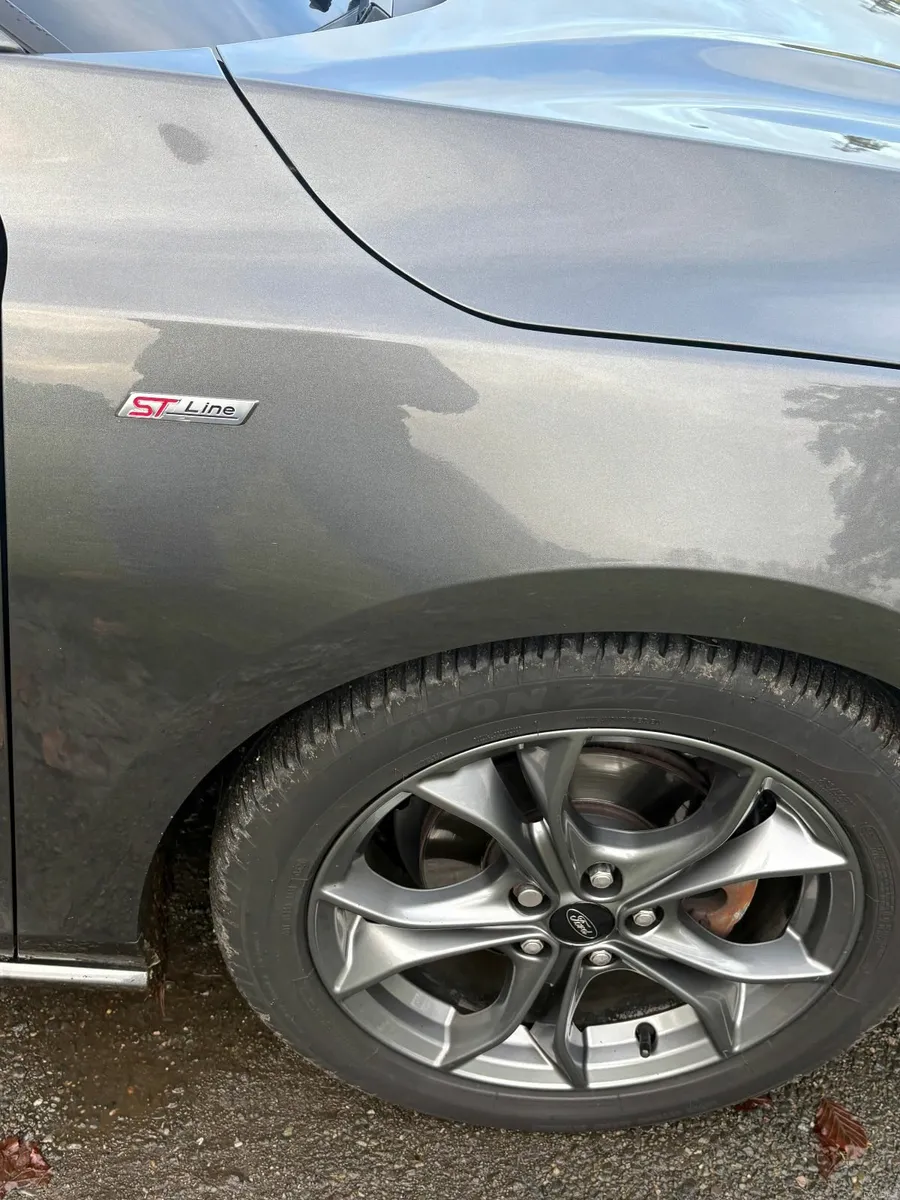 Ford Focus 2018 - Image 3