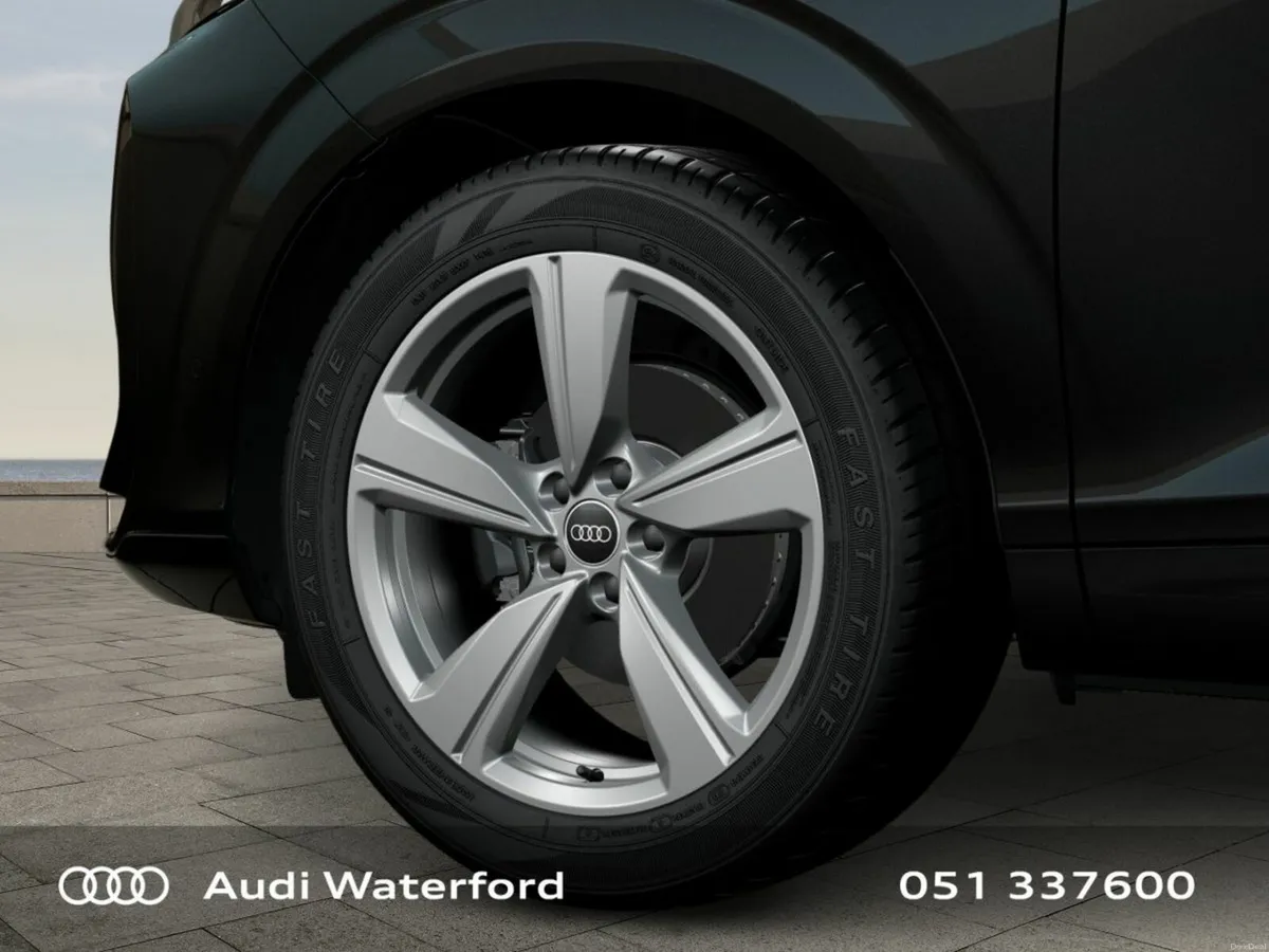 Audi Q3 TFSI 150HP S-Tronic S-Line from €693 per m - Image 5