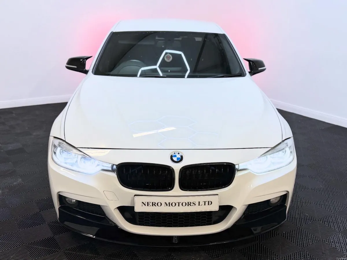 2017 BMW 320D MSPORT AUTO - Image 4