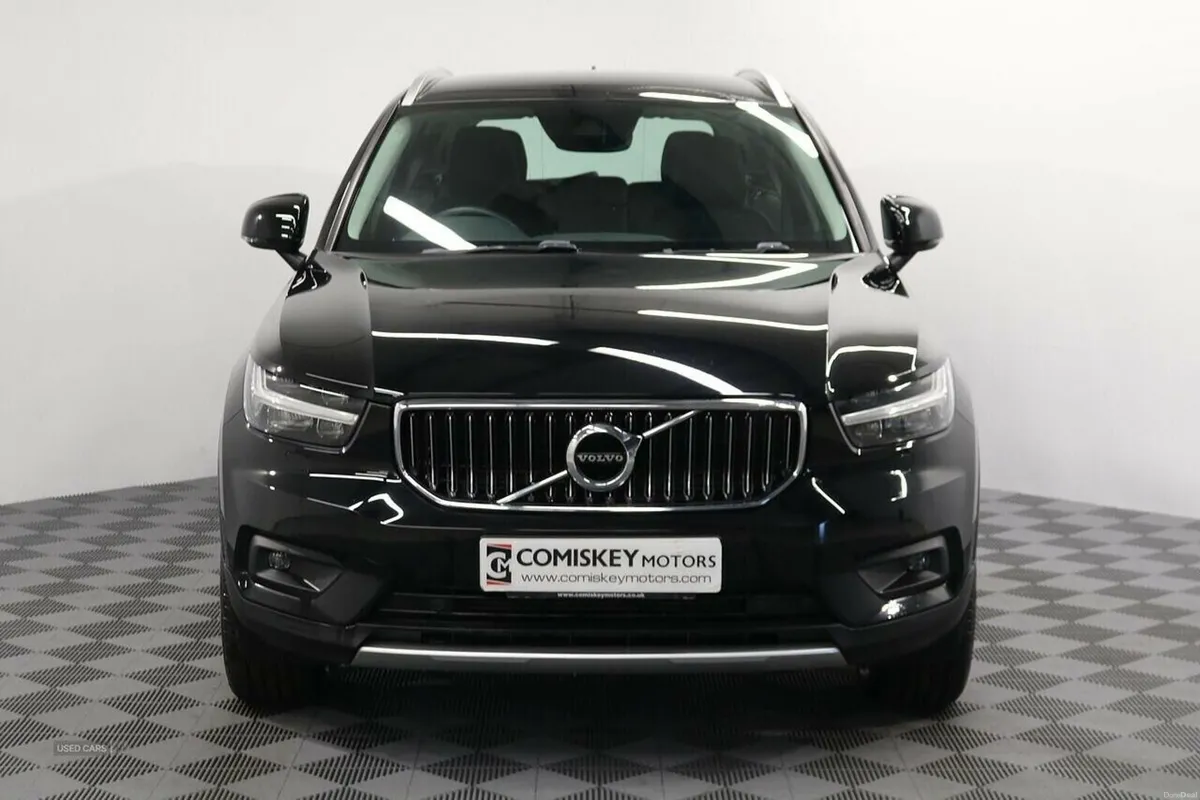 Volvo XC40 h T5 Twin Engine Inscription Pro - Image 2