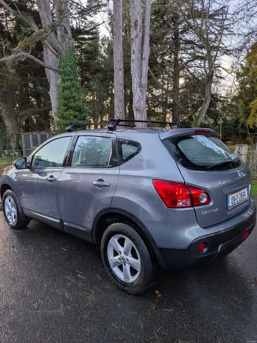 Nissan Qashqai 2009 - Image 2