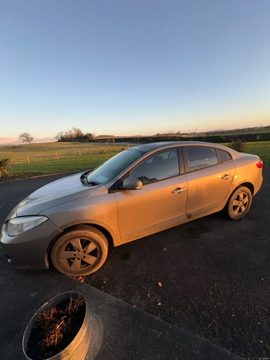 2011 Renault Fluence - Image 2