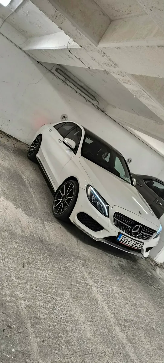 Mercedes C250 bluetec AMG line premium - Image 1