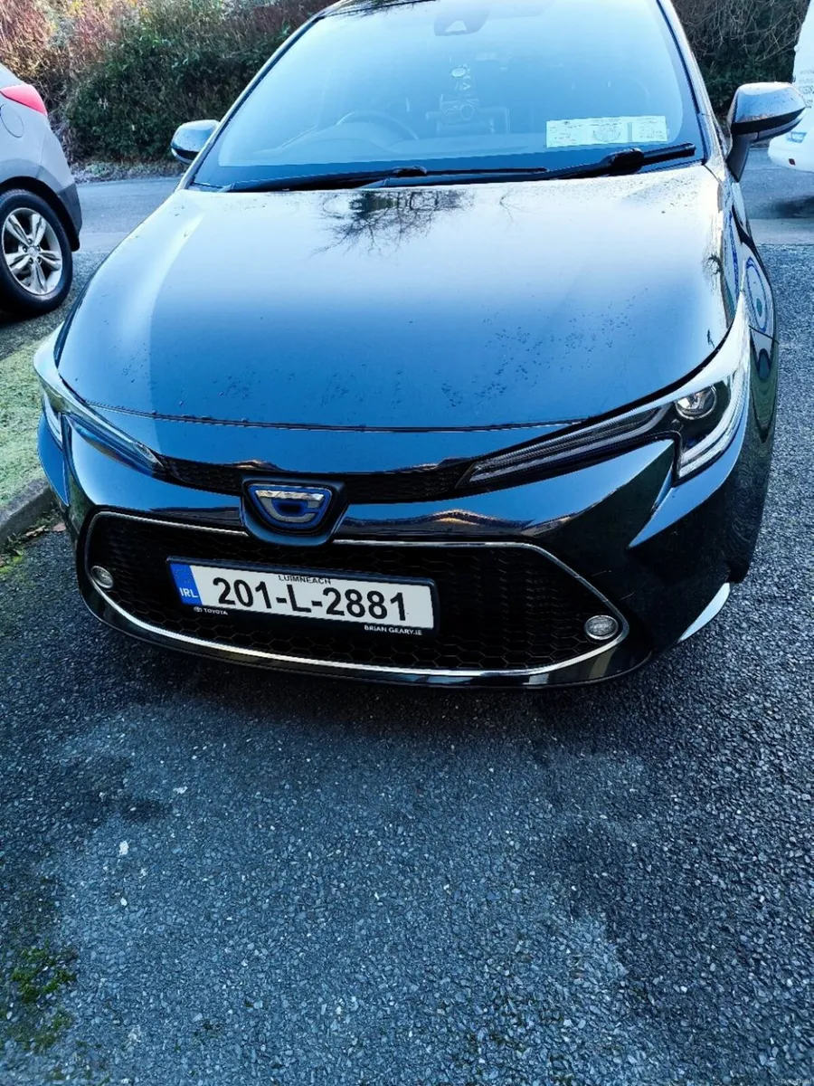 Toyota Corolla Touring Sport - Image 1