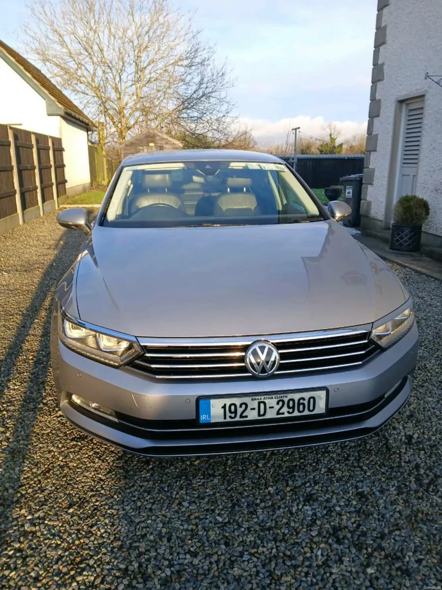 192 R Line Volkswagon Passat - Image 1