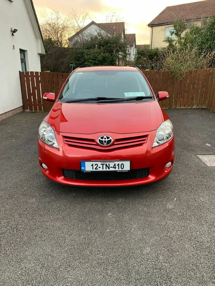 Toyota Auris Sport 2012 - Image 2