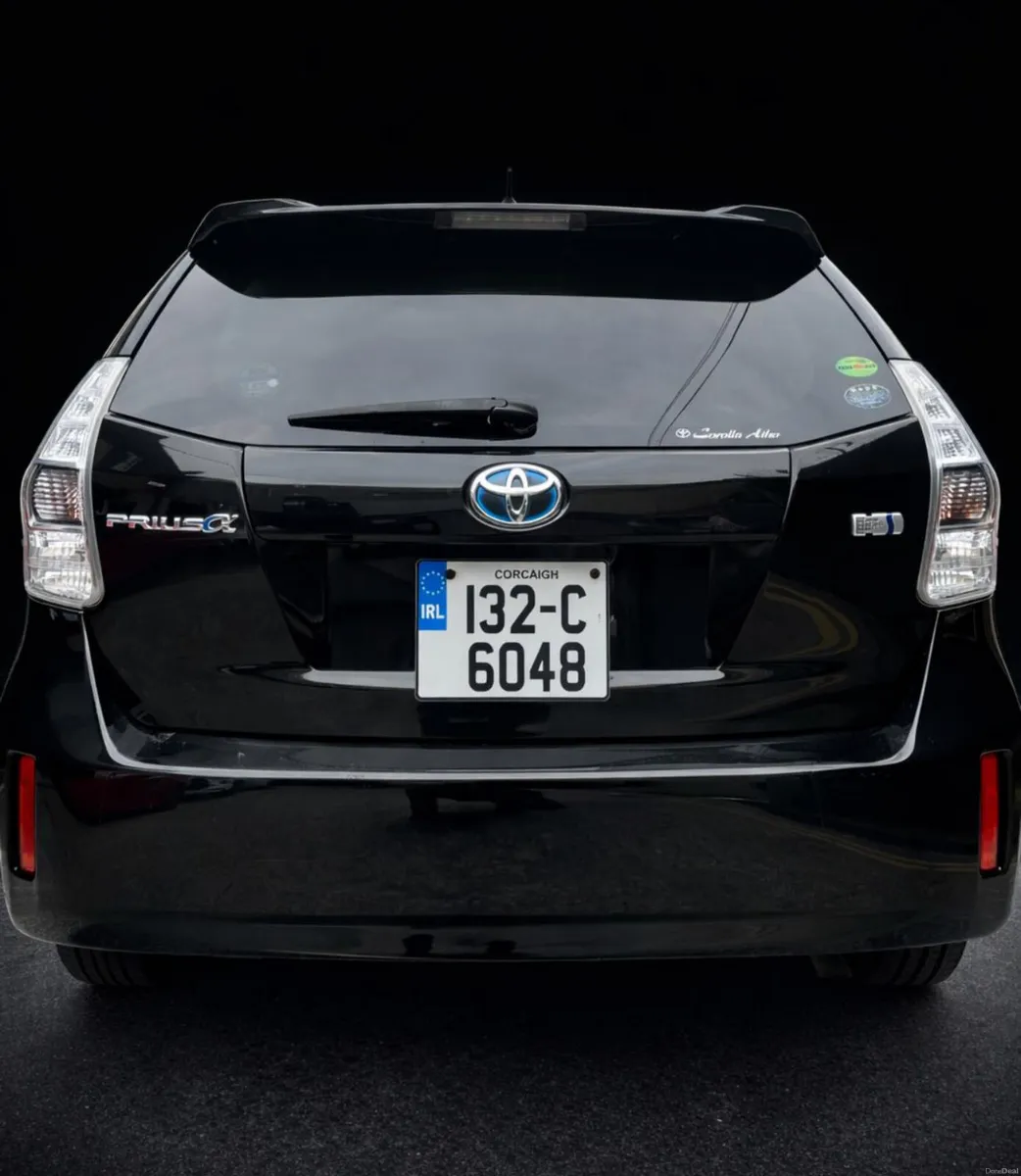 Toyota Prius Plus / Alpha like new 7 seats - Image 4