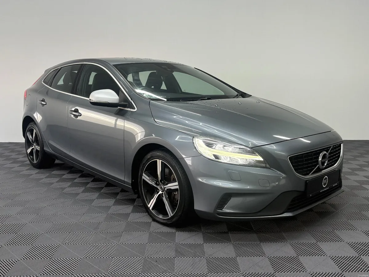 2016 Volvo V40 R Design 2.0 Auto - Image 1