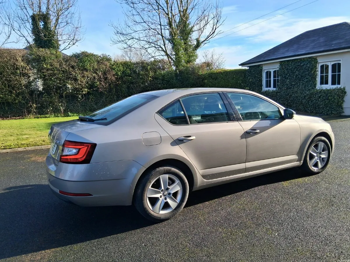 Skoda Octavia 2018 - Image 4