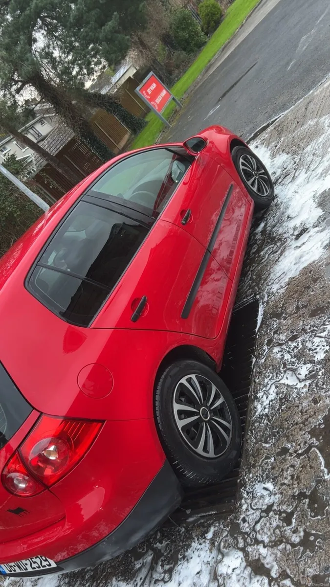 Nice Mk5 golf,Low Kms, 1.4 petrol, new nct 11/26 - Image 4