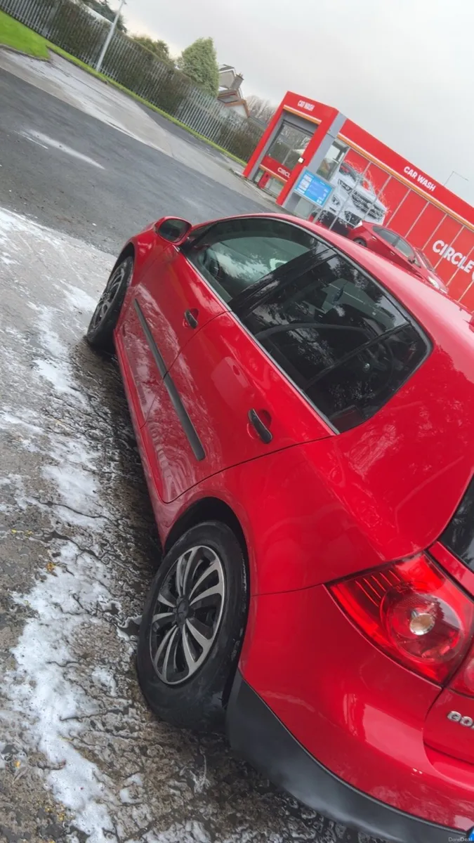 Nice Mk5 golf,Low Kms, 1.4 petrol, new nct 11/26 - Image 3